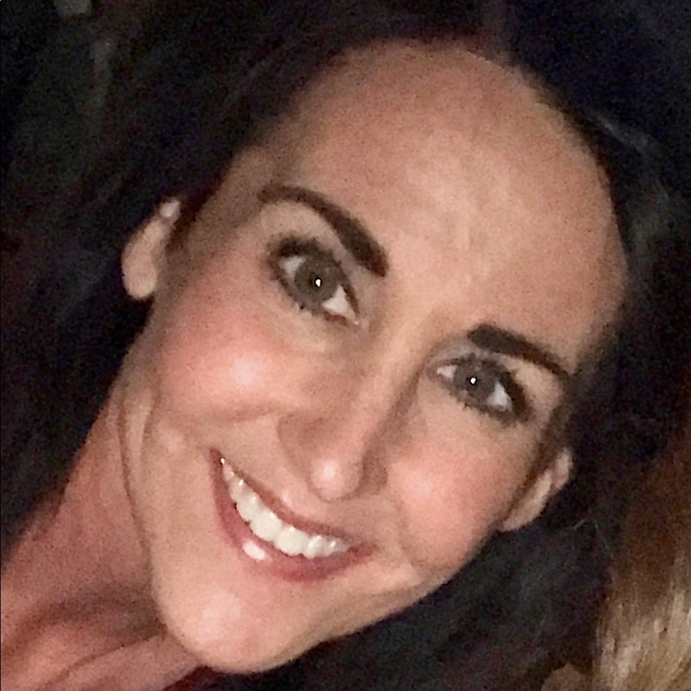 Meet your Posher, Andrea